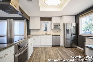 Building Photo - 8605 Wood Peak