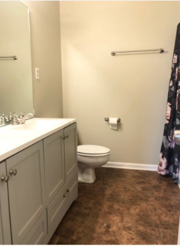 Building Photo - 1722 Hunters Trail