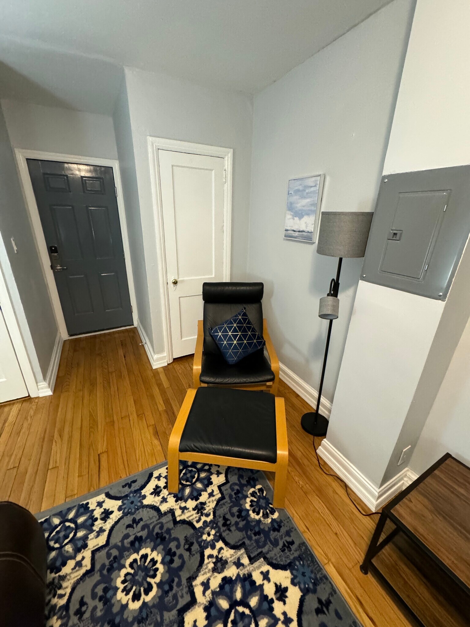 Building Photo - 1513 Oates St NE