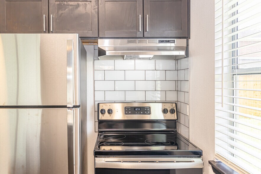 The Papillon Apartments 7270 Hilburn Rd Pensacola FL 32504