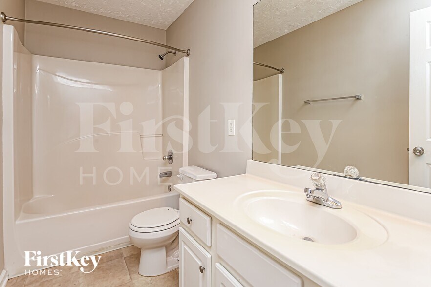 Building Photo - 5508 Rose Ridge Ct