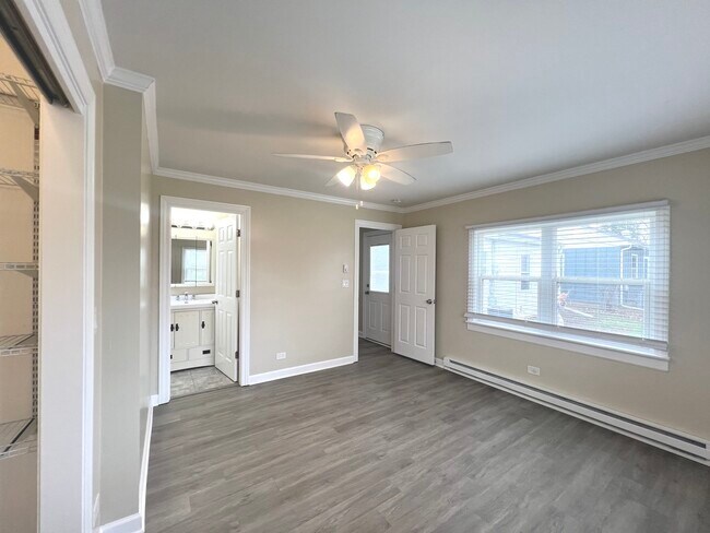 Building Photo - 206 Raupp Blvd