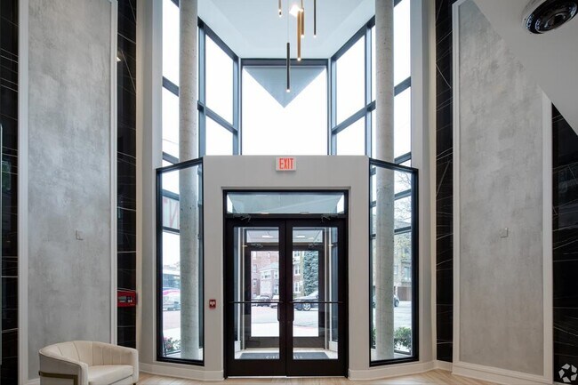 Building Photo - 6025 JFK Blvd E