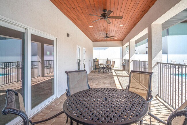 Building Photo - **MOVE IN SPECIAL-$500 OFF 1ST MONTH’S REN...