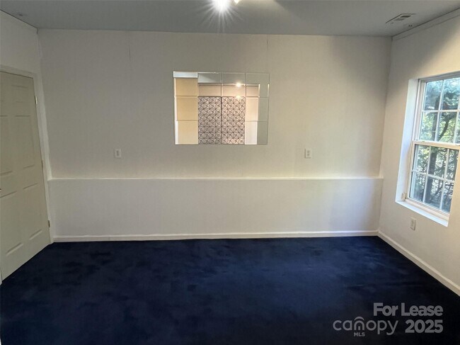 Building Photo - 8619 Delamere Ln