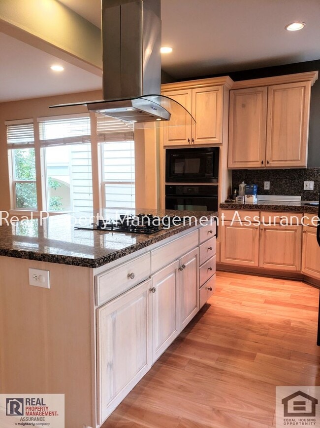 Building Photo - 12781 NW Forest Spring Ln