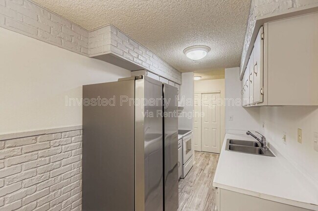 Building Photo - 7755 E Quincy Ave