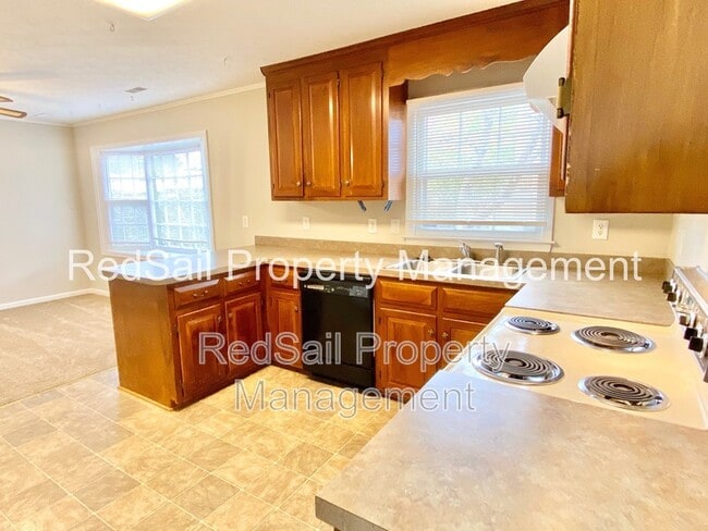 Building Photo - 139 Wreck Shoal Dr