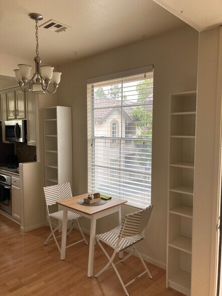 Dining - 8680 New Salem St