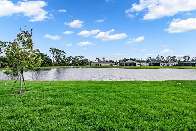 Building Photo - 11817 Moonsail Dr