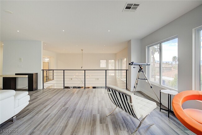 Building Photo - 2846 Bassano Ct