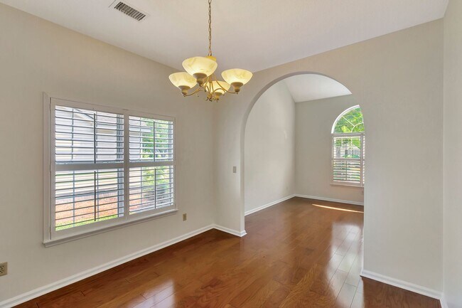 Building Photo - Home in Seaside Farms