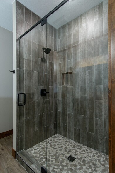 Building Photo - 11607 Forestview Dr