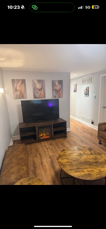 Building Photo - 5113 W Lexington St