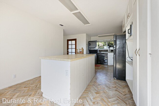 Building Photo - 2 br, 1 bath House - 1157 Via Conejo ADU