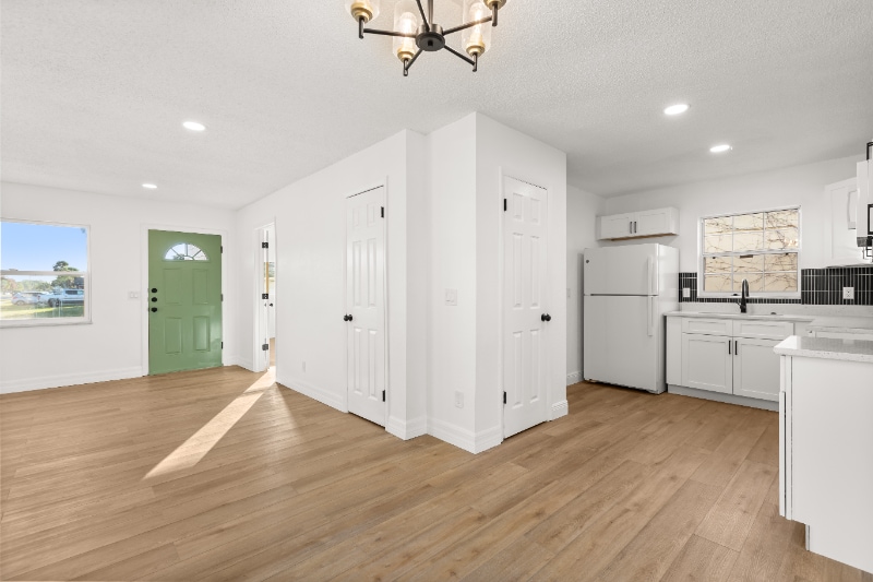 Building Photo - 5688 Cardinal Guard Ave