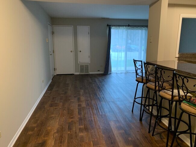 Building Photo - 2254 Abbeywood Dr