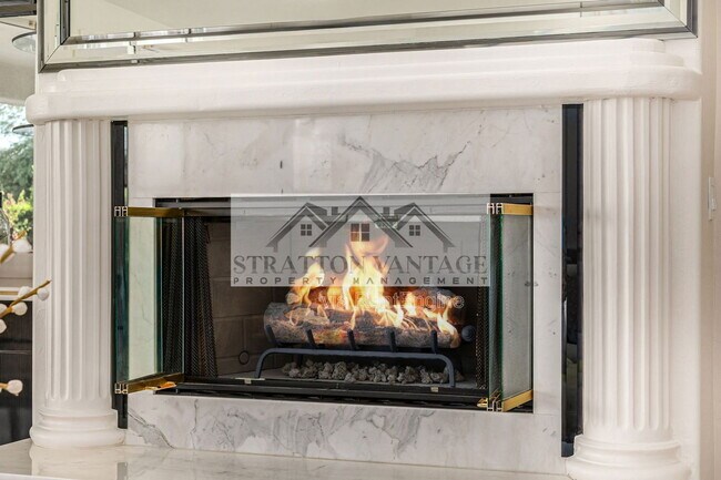 Building Photo - 15848 E Brodiea Dr