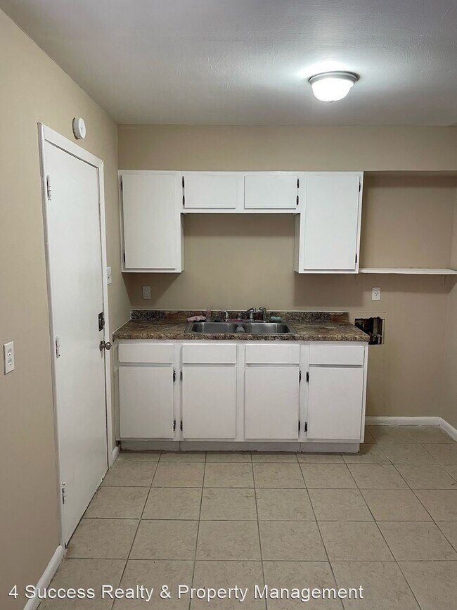 Building Photo - 3 br, 1 bath House - 2196 Cassie