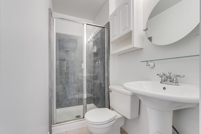 Building Photo - Beautiful 3 Bed, 2 Bath Rental Home in Beaverton!