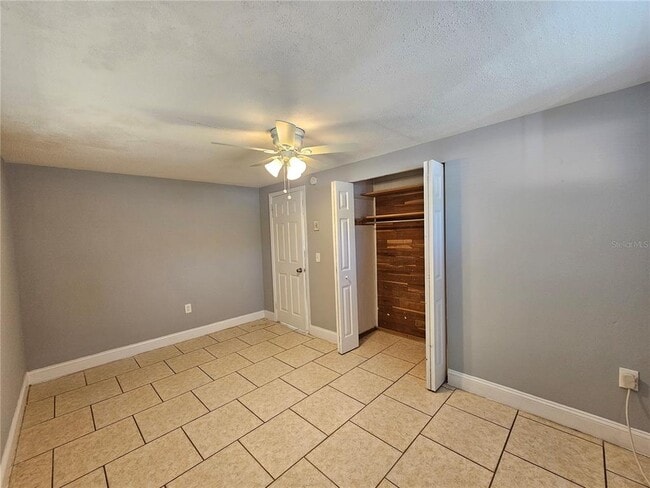 Building Photo - 9210 Pegasus Ave