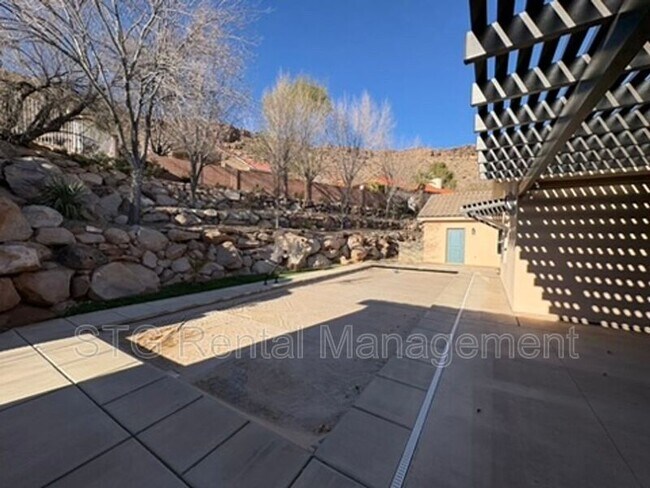 Building Photo - 668 Rio Virgin Dr