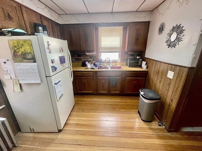 Building Photo - 101 Rogers Ave