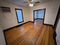 Building Photo - 2620 Chicago Ave