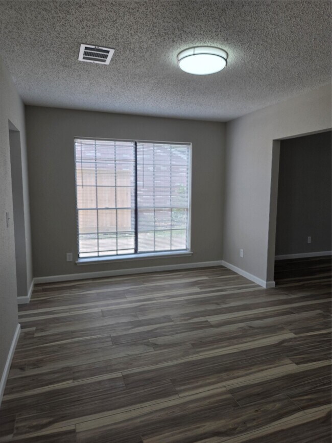 Building Photo - 14959 Havenridge Dr