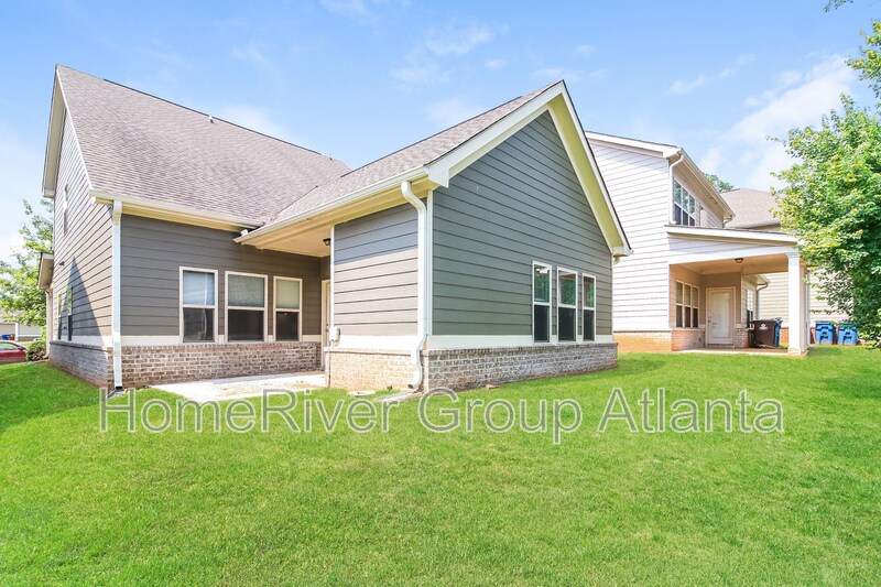 Building Photo - 192 Daisy Cir
