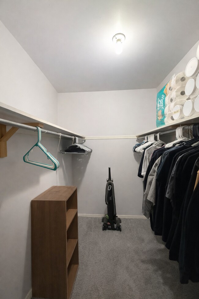 Building Photo - 186 White Dogwood Dr