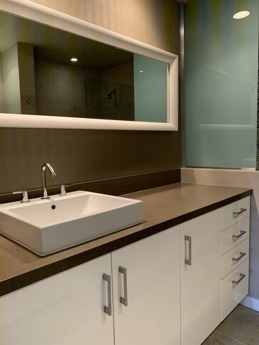 Master Bathroom - 1250 N Kings Rd