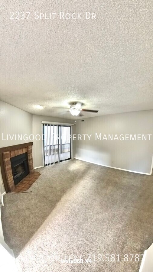 Building Photo - 2237 Split Rock Dr