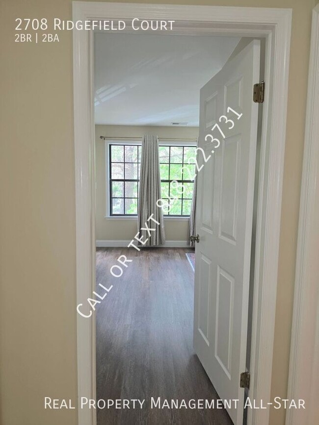 Building Photo - 2708 Ridgefield Ct