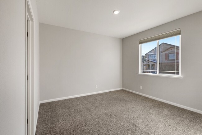 Building Photo - Newer South Reno Single Level House for Rent