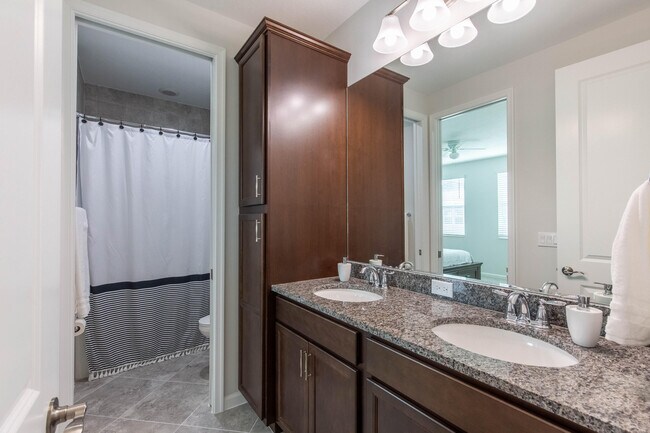 Building Photo - 16401 Millenium Ct