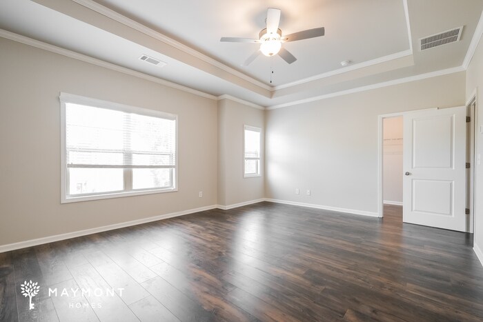 Building Photo - 1015 Smoky Mountain Springs Ln