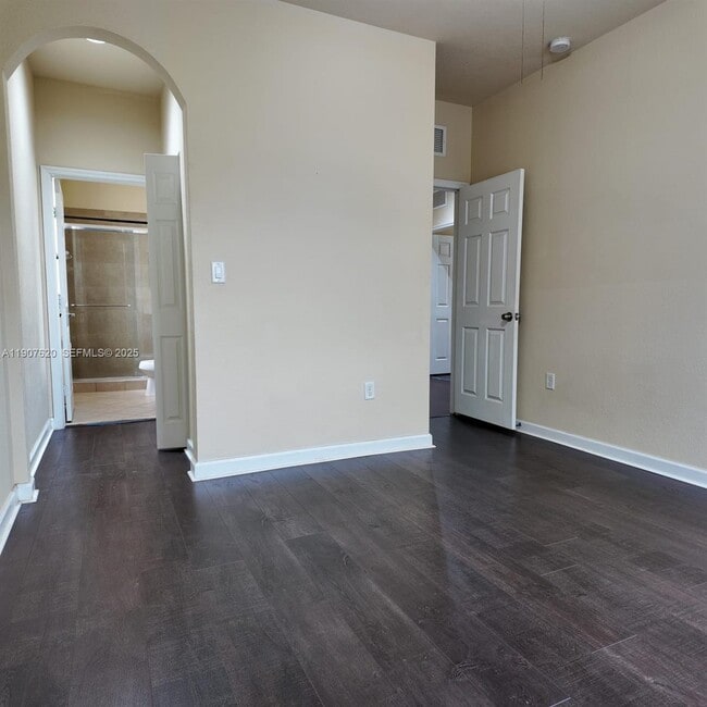 Building Photo - 8618 W 33rd Ave