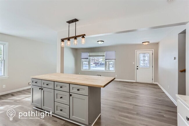 Building Photo - 7755 Eastwood Road