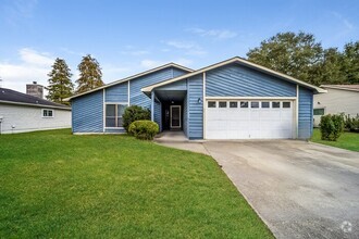 Building Photo - Four Bedroom Home in Summerville, SC!