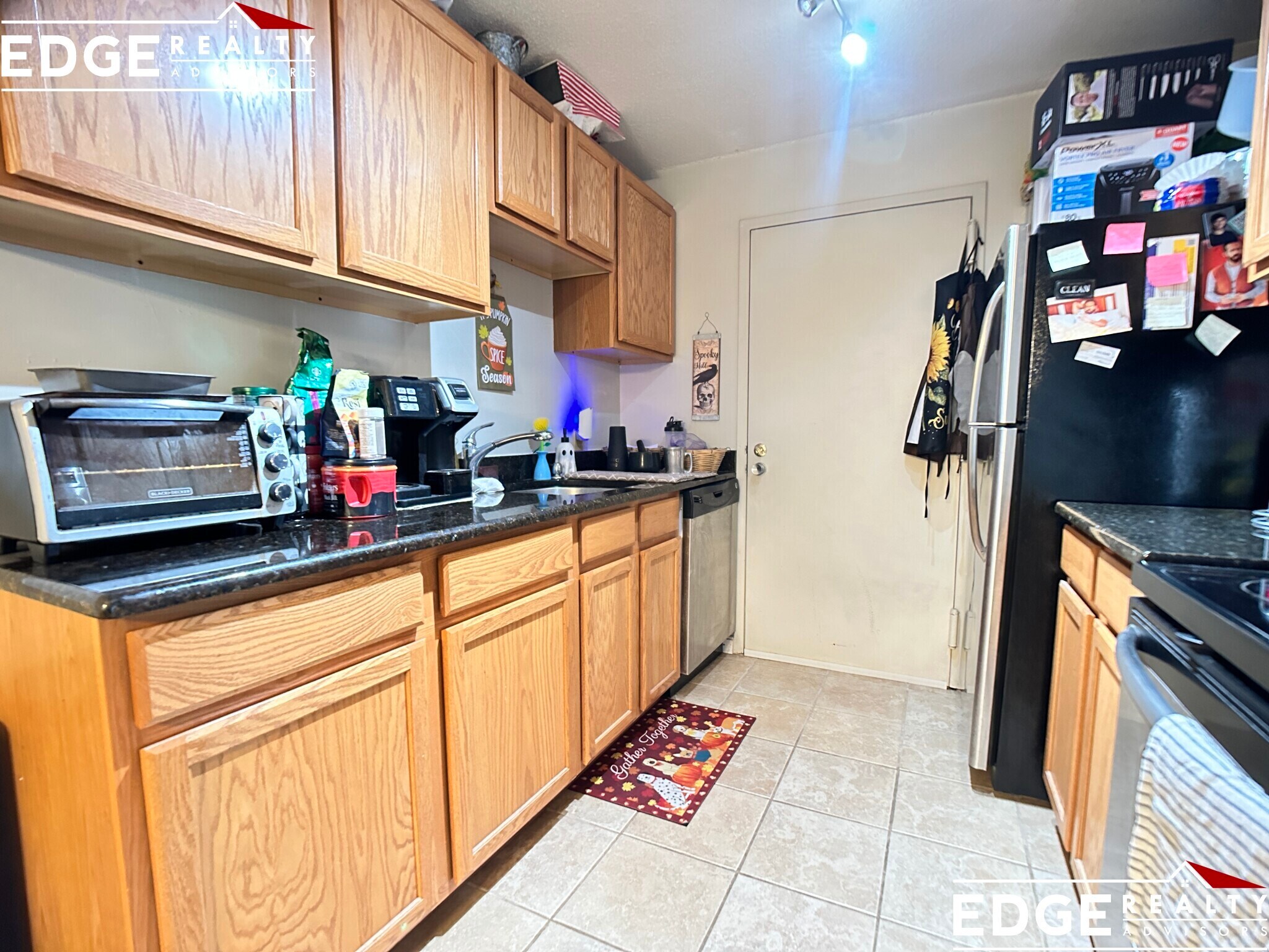 Building Photo - 49 Village Brook Ln