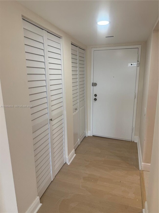 Building Photo - 484 NW 165th St