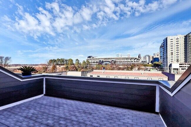 Building Photo - 1214 Minter Pl