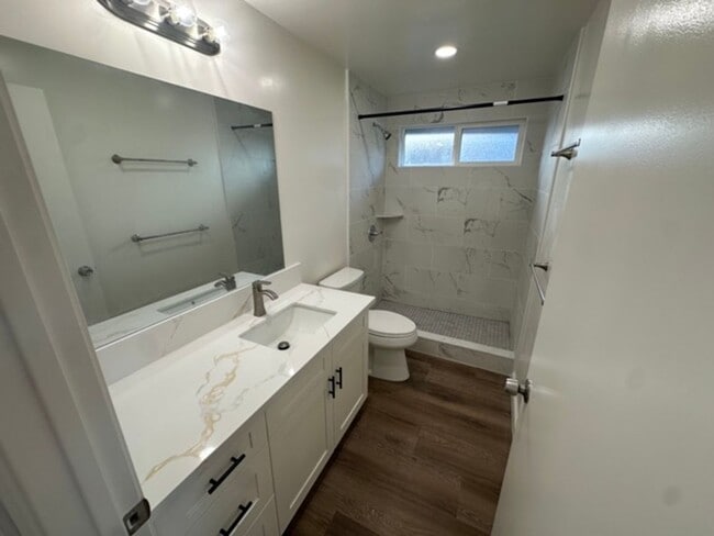 Building Photo - Spacious 4 Bedroom, 2 Bath, 2 Car Garage, 2 story Single-family home w/yard