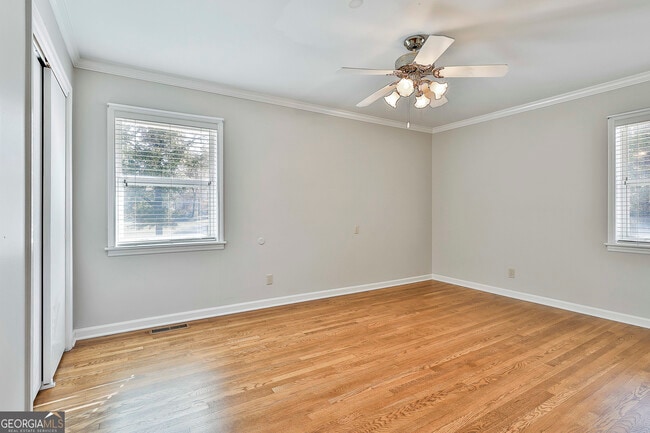 Building Photo - 334 Porter Rd