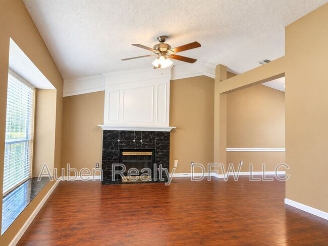 Building Photo - 514 Briarcroft Dr