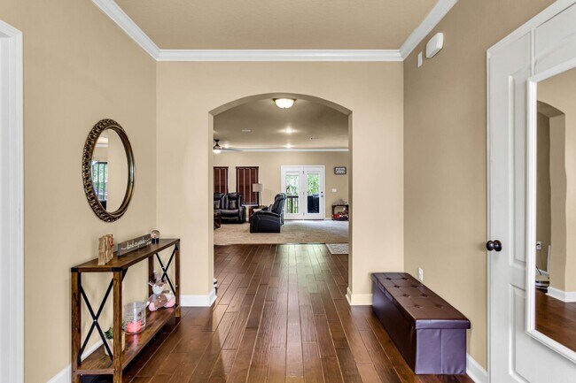 Building Photo - 4558 Hermosa Rd