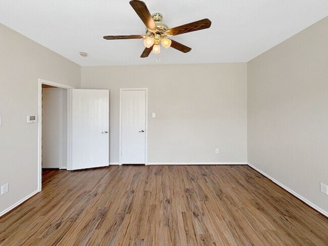 Building Photo - 9716 Minton Dr