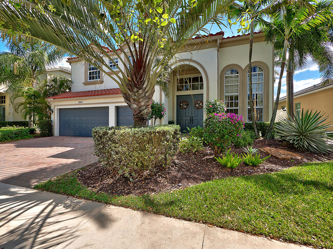 Building Photo - 11461 SW Waldorf Ct