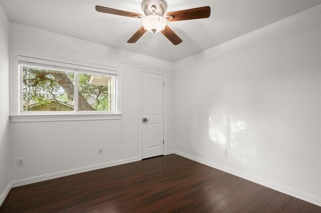 Building Photo - 3407 Sweetgum Trce